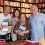 Flávio Ricco, José Armando Vannucci, Nicette Bruno e Beth Goulart no lançamento do livro "Biografia da Televisão" (Wallace Barbosa: AgNews)