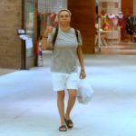 Maria Gadú é flagrada em shopping do Rio (Daniel Delmiro: AgNews)
