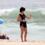 Nanda Costa é flagrada na praia de Ipanema (JC Pereira: Agnews)