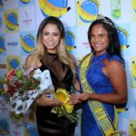 Lexa recebe faixa de madrinha de bloco carnaval no Rio (Rogerio Fidalgo: AgNews)