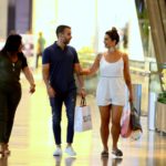 Kelly Key e Mico Freitas são flagrados em passeio no shopping (Webert Belicio: AgNews)