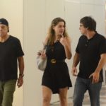 Rayanne Morais é flagrada em passeio com colegas do teatro no shopping (Webert Belicio: AgNews)