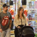 Juliana Didone com Flavio Rossi e Liz em shopping do Rio de Janeiro