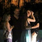 Larissa Manoela e Leo Cidade trocam beijos após festa no RJ
