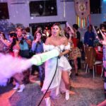 Livia Andrade curte "arraiá" que fez pra comemorar aniversário