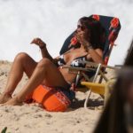 Amanda Beraldi na Praia da Macumba