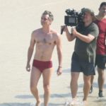Wagner Moura grava filme na Praia do Arpoador, Rio de Janeiro