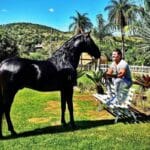 Eduardo Costa exibe as fotos da sua mansão luxuosa (Foto: Reprodução/Instagram Oficial)