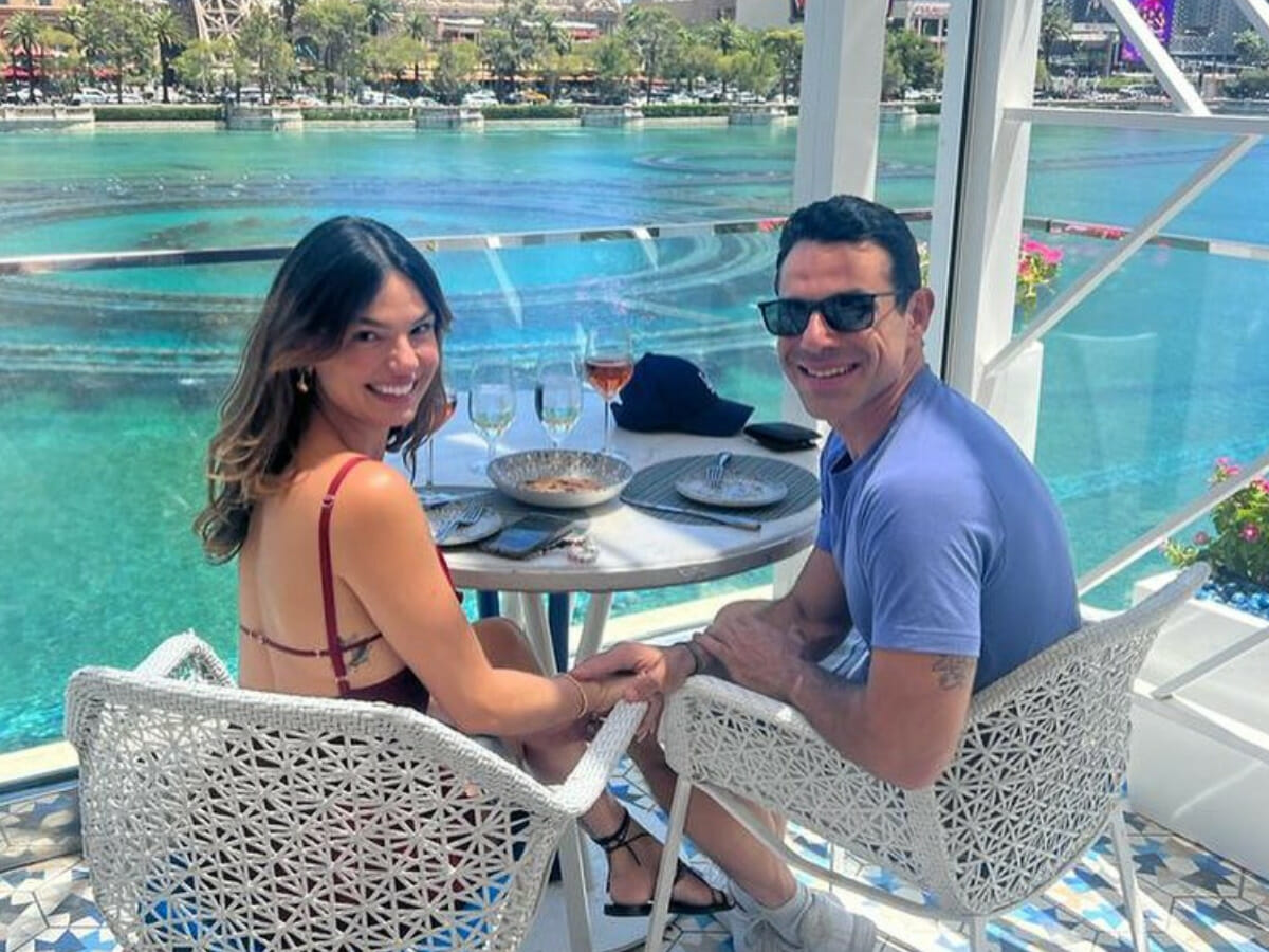 Marcos Boes publishes new photos with Isis Valverde and celebrates 8 months of dating