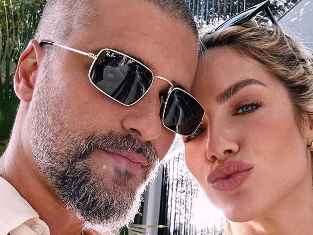 Bruno Gagliasso diz que começou a namorar Giovanna Ewbank após ela terminar com outro ator