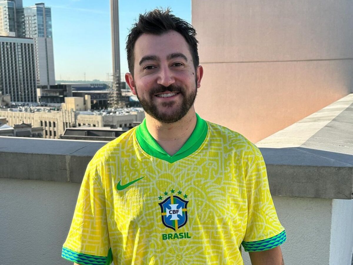 Vincent Martella, o Greg de ‘Todo Mundo Odeia o Chris’, desembarca no Brasil para gravar programa de TV