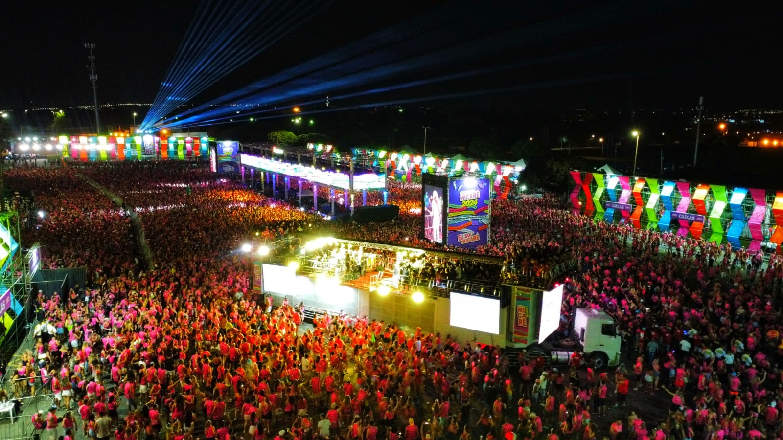 Festival Micarê faz Carnaval fora de época com a presença de celebridades e foliões fiéis na 4ª edição
