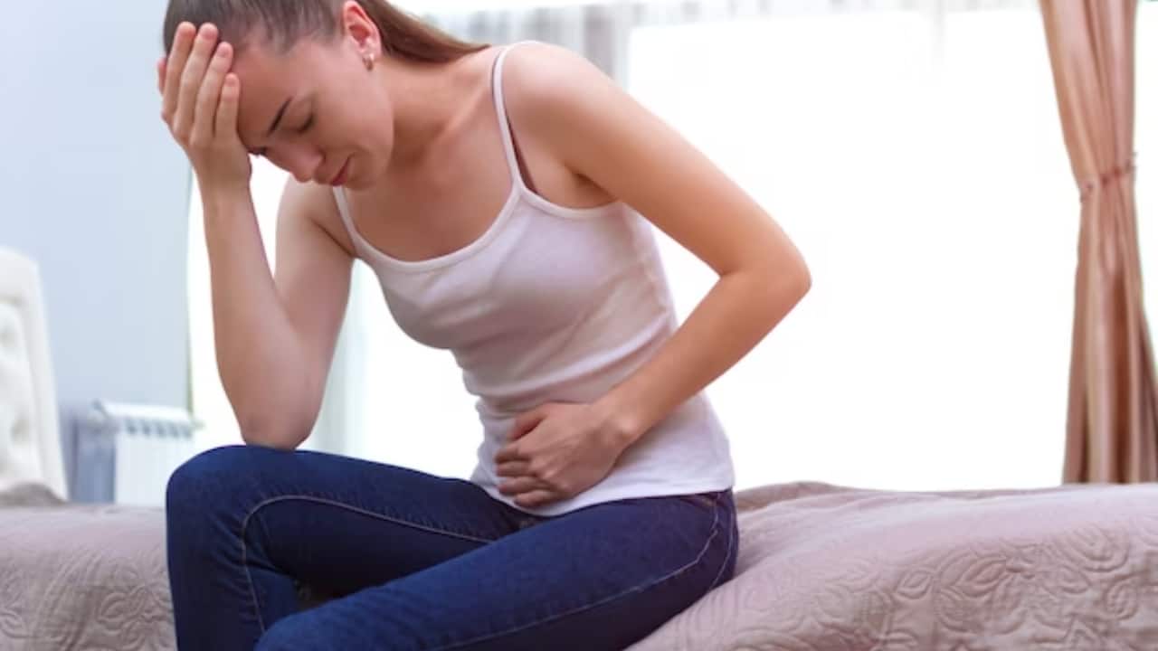 Esses são 4 sintomas de câncer de intestino em jovens, segundo estudo